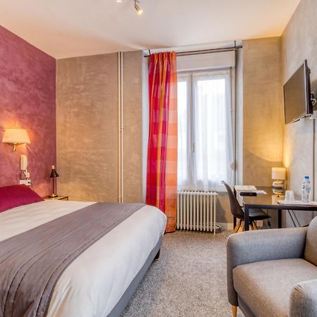 Brit Hotel Le Cygne Saint-Hilaire-du-Harcouët المظهر الخارجي الصورة