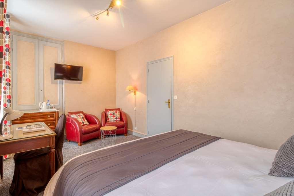 Brit Hotel Le Cygne Saint-Hilaire-du-Harcouët الغرفة الصورة