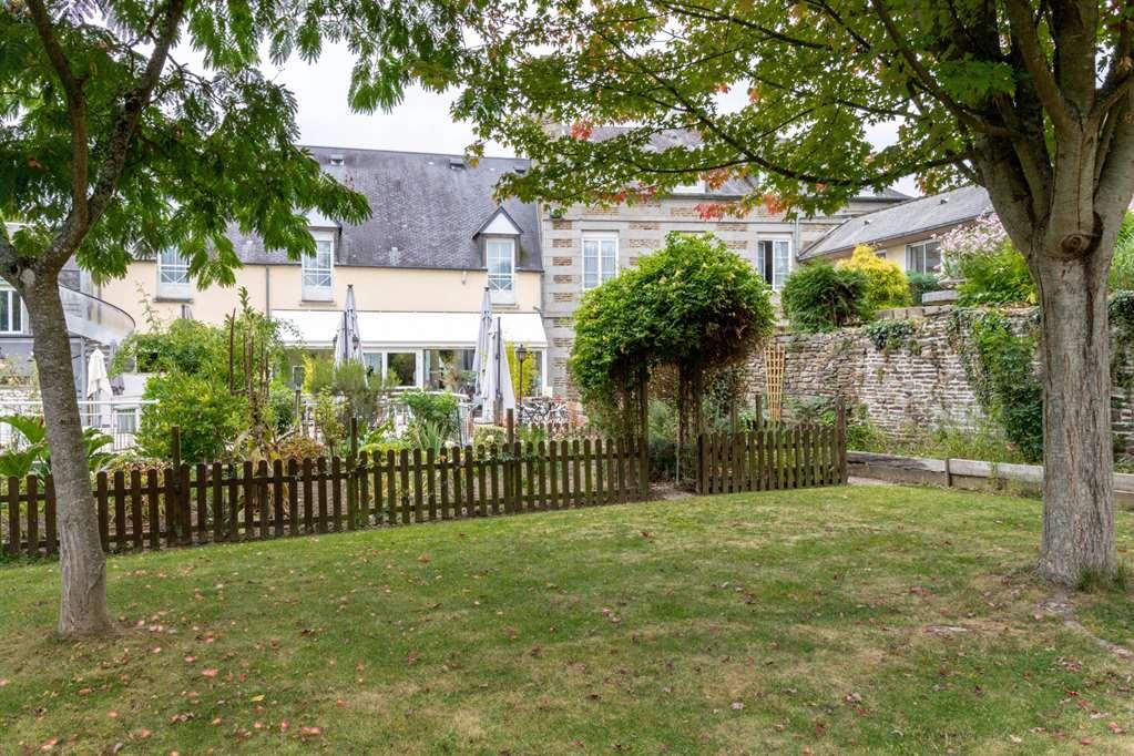 Brit Hotel Le Cygne Saint-Hilaire-du-Harcouët المظهر الخارجي الصورة