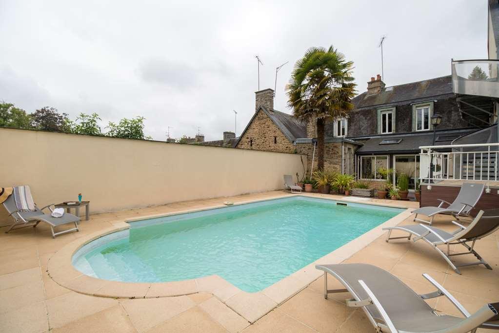 Brit Hotel Le Cygne Saint-Hilaire-du-Harcouët المرافق الصورة