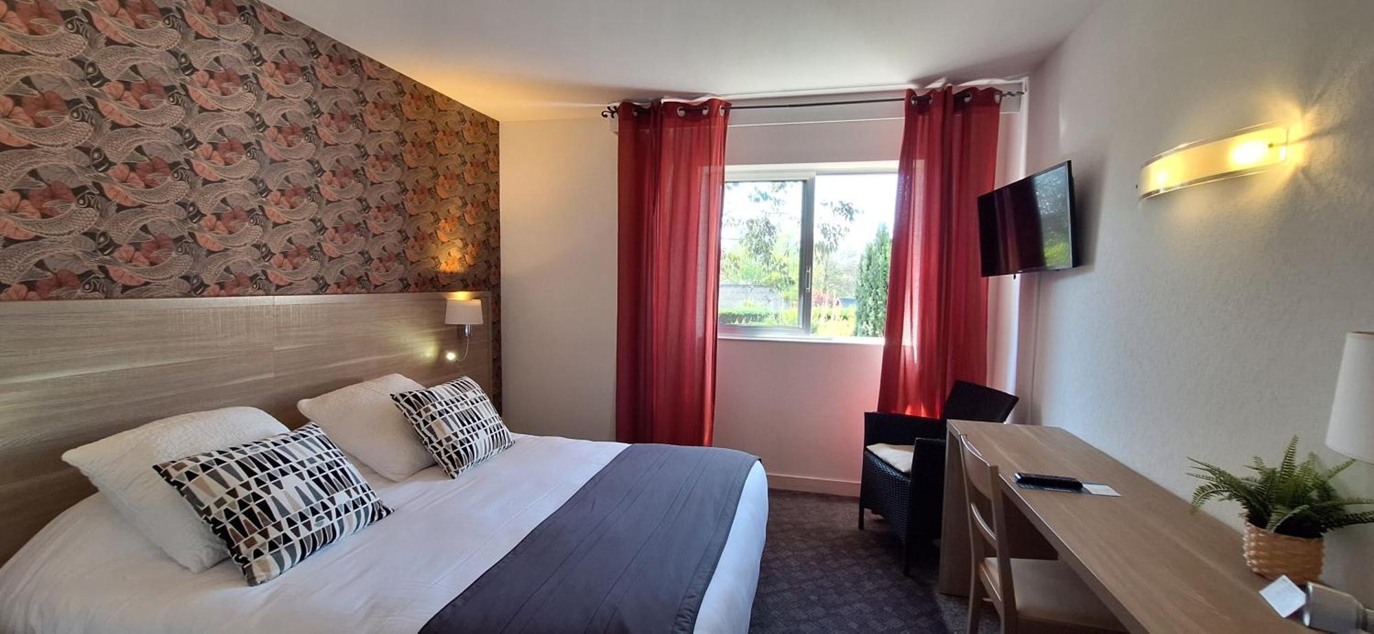 Brit Hotel Le Cygne Saint-Hilaire-du-Harcouët المظهر الخارجي الصورة