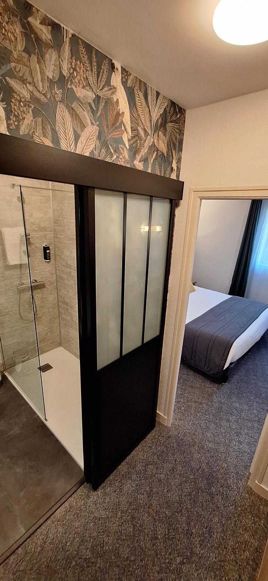Brit Hotel Le Cygne Saint-Hilaire-du-Harcouët المظهر الخارجي الصورة